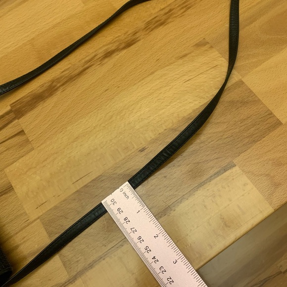 Vintage designer Hanae Mori crossbody black leather bag 7X6X2 inches - Picture 11 of 11